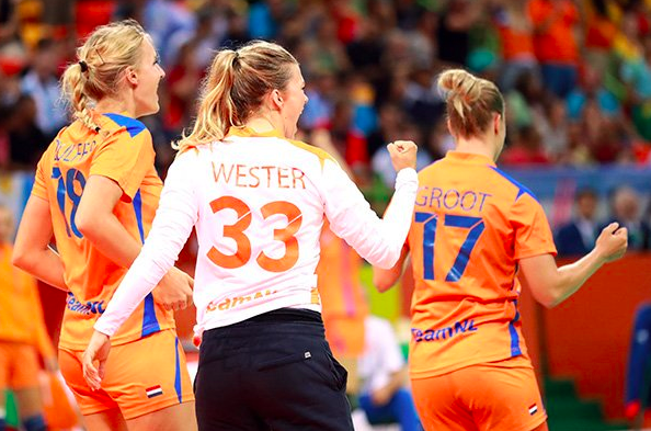 Overwinning Nederland handbal (4)